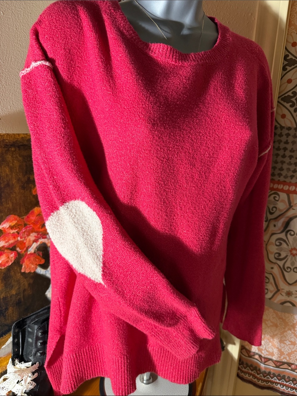 Sweater - Pull Over - LC Lauren Conrad - Red/Pink Elbow Hearts - oversized small
